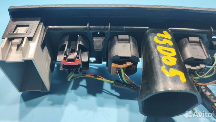 Кнопки обогрева лобового,заднего стекла Ford Focus