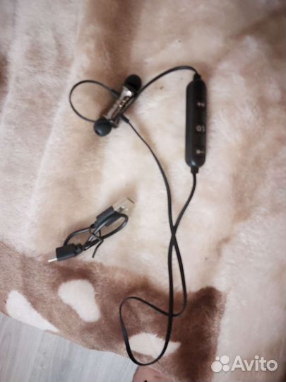 Блютуз наушники