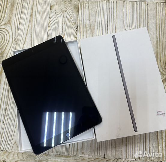 Бу iPad 7 gen 32 gb wi-fi+ sim карта