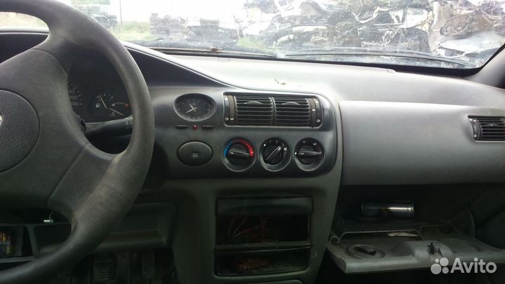Панель передняя Торпедо Ford Escort
