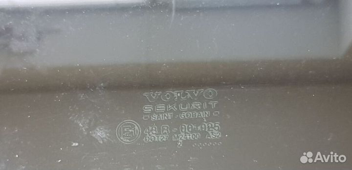 Форточка задней двери Volvo S60