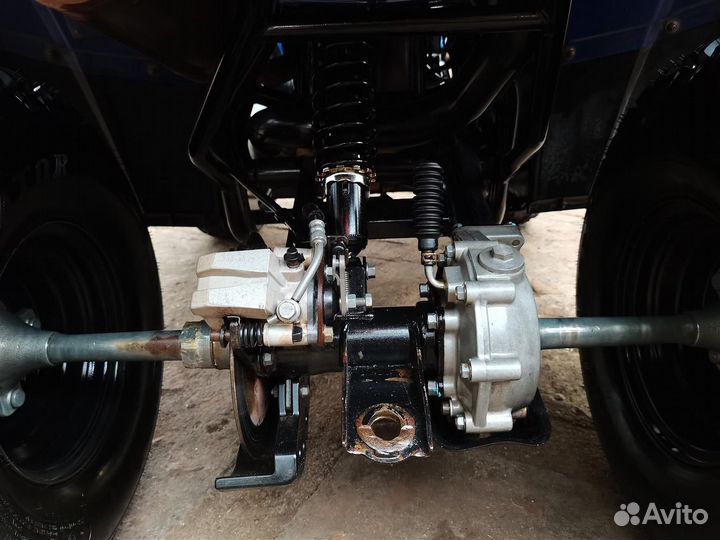 Квадроцикл Grizzly 300 cc