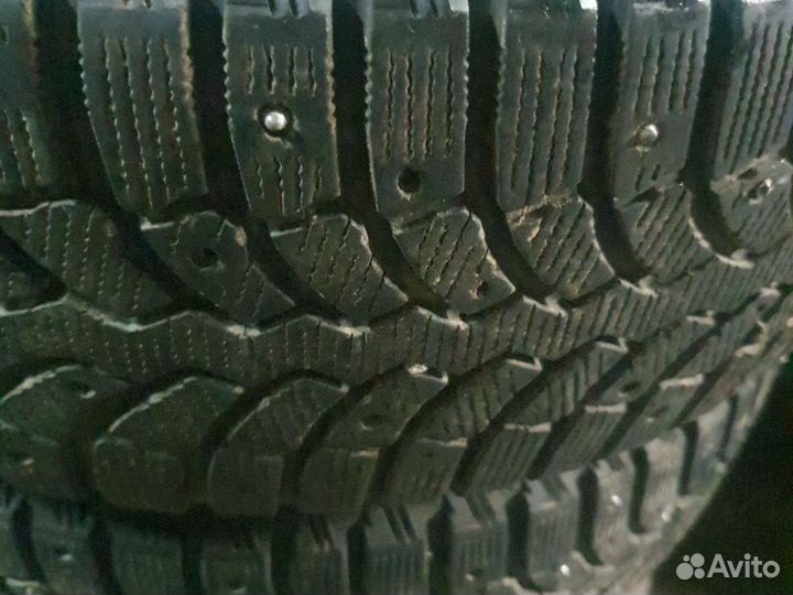 Bridgestone Blizzak Spike-01 185/55 R16 83T