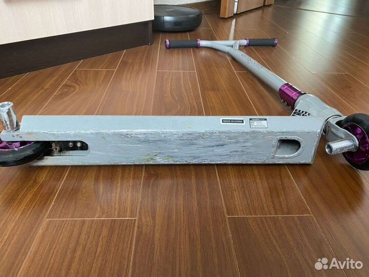 Трюковой самокат mongoose