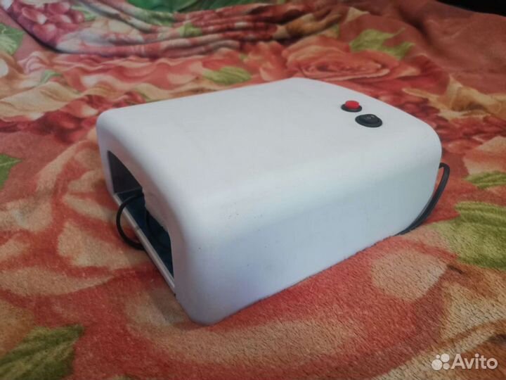 Ультрафиолетовая лампа