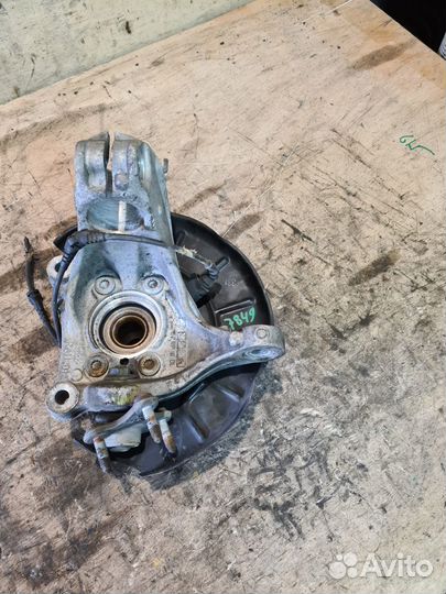 Поворотный кулак правый VW Passat B6 2005-2010