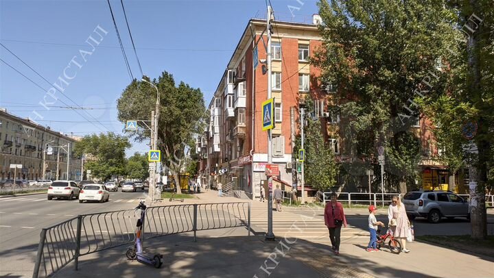 Помещение 79.3 м² с отд.входом. С арендаторами