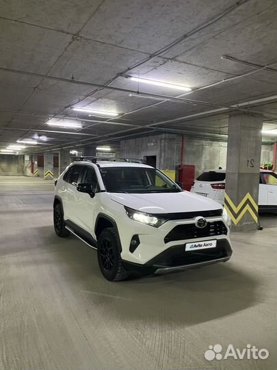 Toyota RAV4 2.5 AT, 2020, 64 000 км