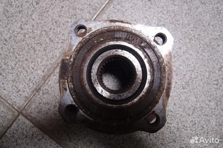 Ступица с подшипником бмв ф10 bmw f10 f07 f01 4x4