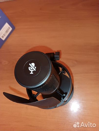 Игровой микрофон Fifine ampligame a8