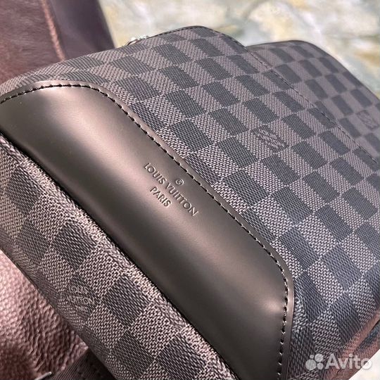 Louis Vuitton Avenue Sling Bag