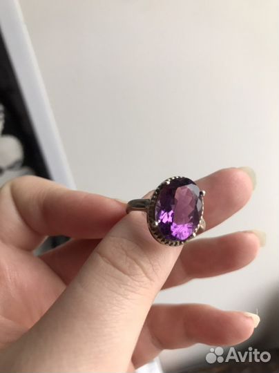 Серебряное кольцо с аметистом