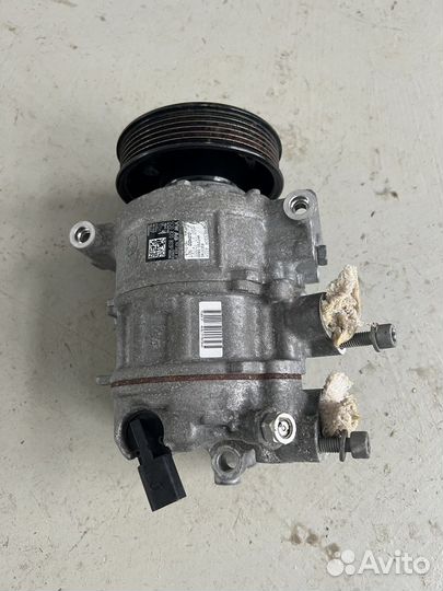 Компрессор кондиционера Skoda Karoq