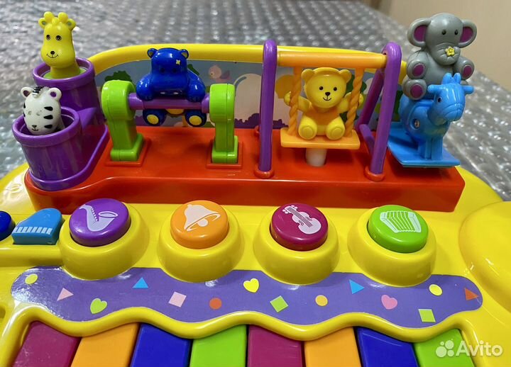 Пианино kiddieland животные на качелях