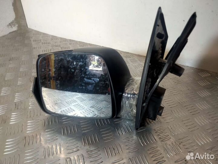 Зеркало левое Хендай H-1 Старекс