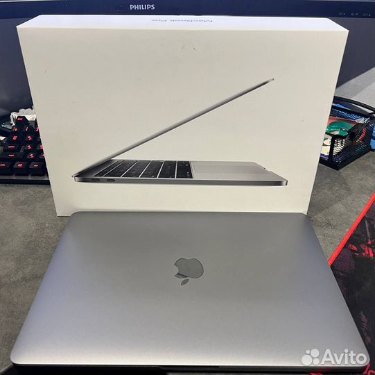 Ноутбук Apple MacBook Pro 13 A1708