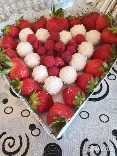 Сдаю в аренду набор для Фуршета(Кенди Бар)