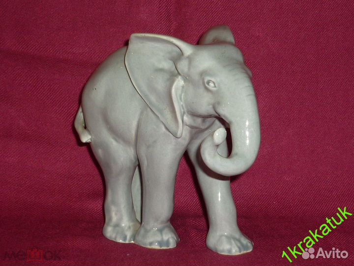 Слон серый. Ленинградский стройфаянс