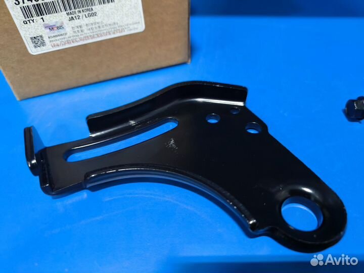 Кронштейн крепления генератора