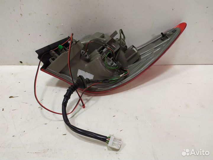 Фонарь задний наружный левый nissan almera (G15)