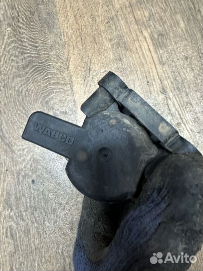 Range rover 3 клапан пневмоподвески