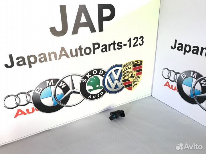 Датчик положения распредвала Mercedes-Benz Slk-280