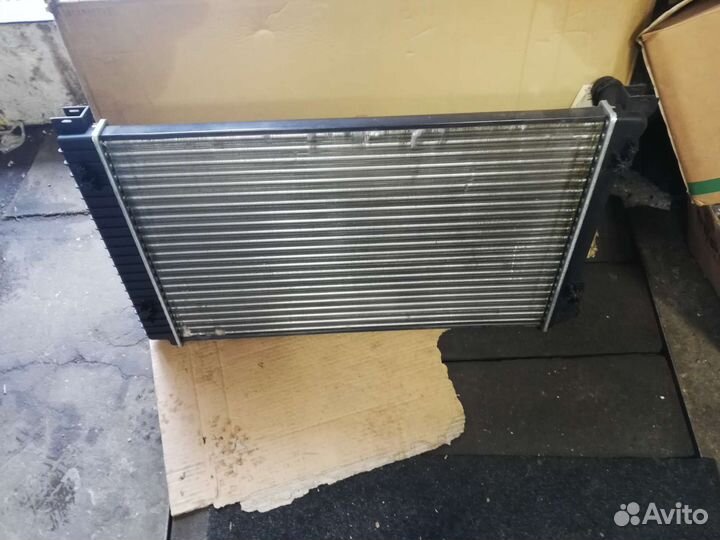 Радиатор охлаждения на audi a 6 c6