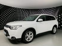 Mitsubishi Outlander 2.0 CVT, 2014, 100 500 км, с пробегом, цена 1 915 000 руб.