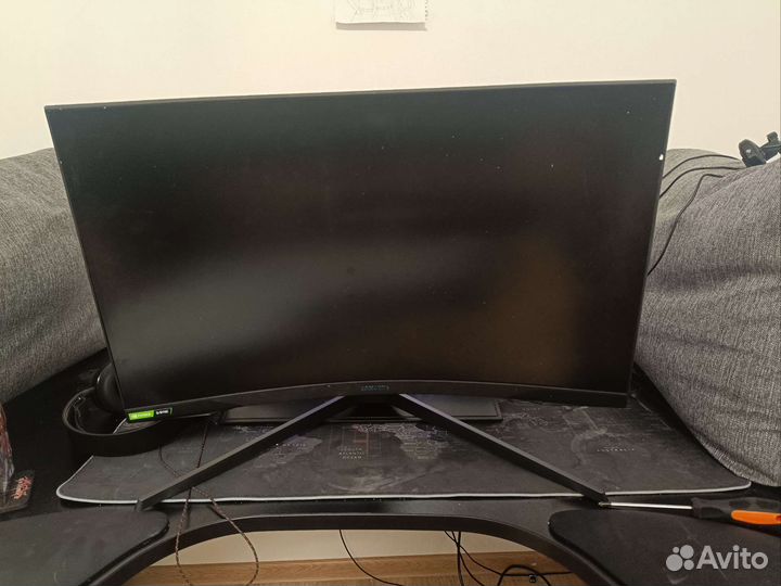 Монитор samsung odyssey g7 26.9 на запчасти