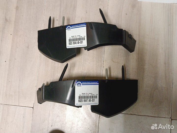 Кронштейн бампера Dodge challenger