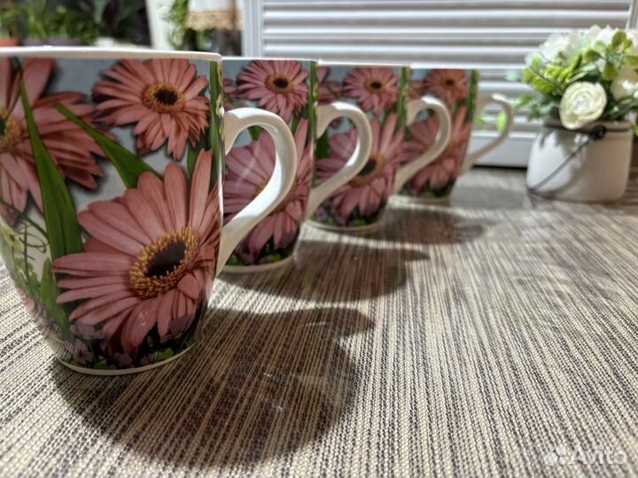 Кружки 4 шт, в отличном состоянии 400мл