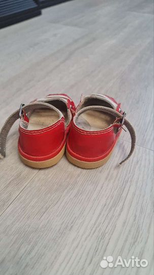 Босоножки детские
