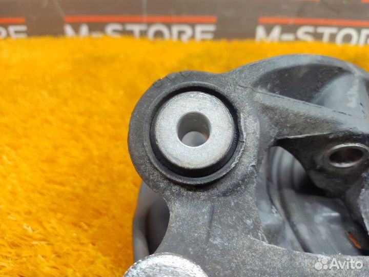 Кулак поворотный задний правый Mercedes-Benz