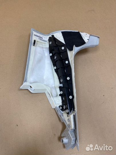 Обшивка стойки задняя левая Audi A4 B8 cala 2008