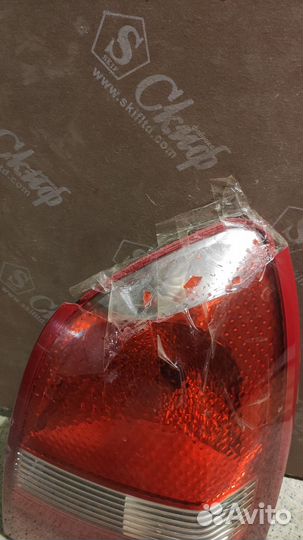 Задний фонарь правый Primera p12 битый