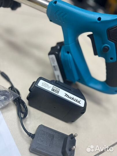 Триммер аккумуляторный Makita