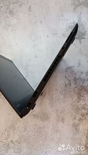 Ноутбук Lenovo t470-i7/DDR4-8/ssd-256gb