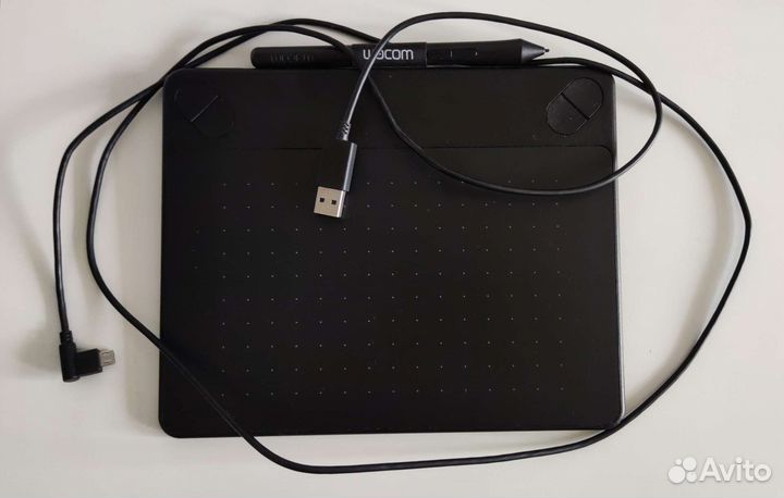 Графический планшет Wacom Intuos Art PT S