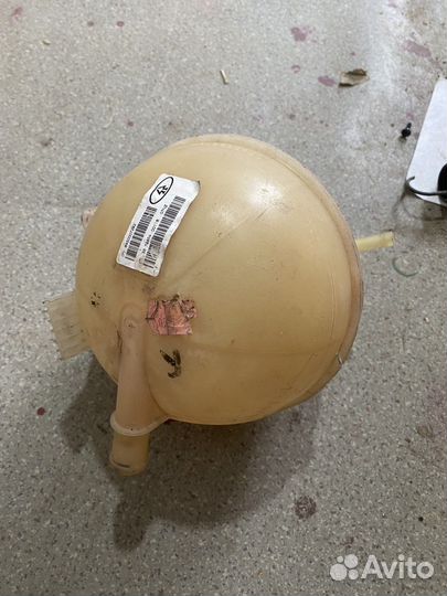 Расширительный бачок лада веста