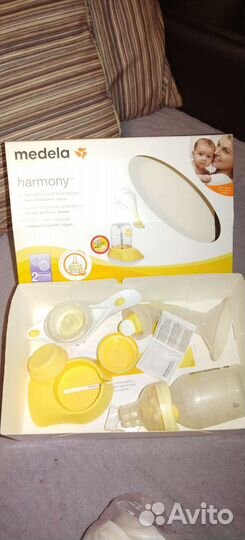 Молокоотсос medela ручной