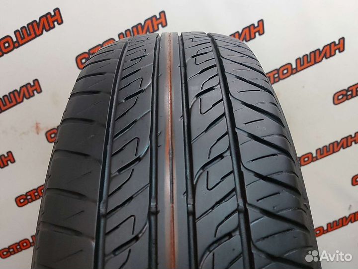 Dunlop Grandtrek PT2 215/65 R16 98S