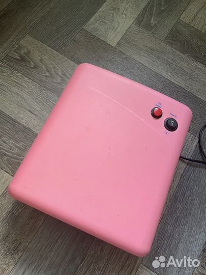 Уф лампа для ногтей