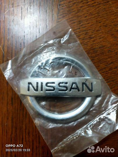 Шильдик nissan Шильдик opel