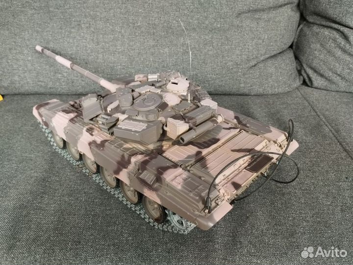 Радиоуправляемый танк Heng Long T-90