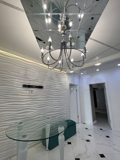 2-к. квартира, 61,7 м², 2/10 эт.