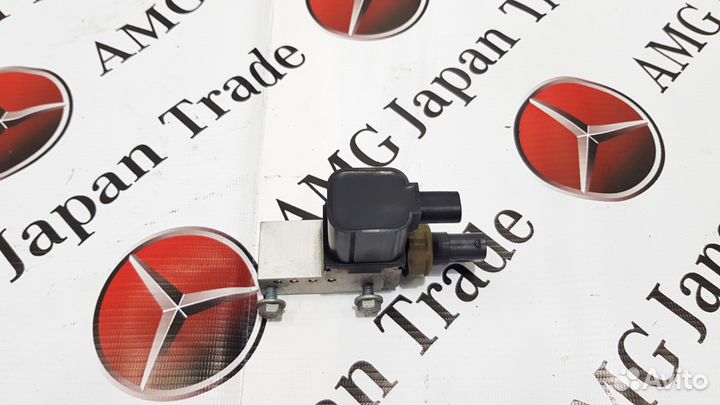 Клапан пневмоподвески на Mercedes w211