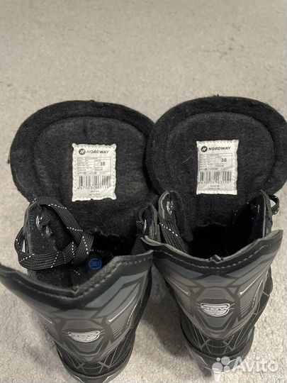 Коньки хоккейные