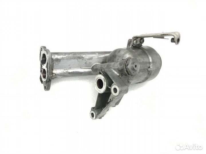 Корпус масляного фильтра Audi A8 D3 BVJ 2008