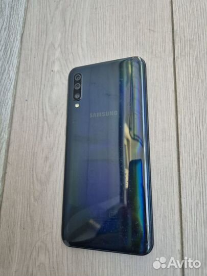 Samsung Galaxy A50, 6/128 ГБ