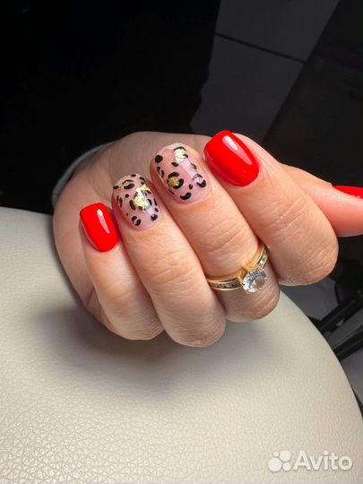 Комбинированный маникюр с покрытием